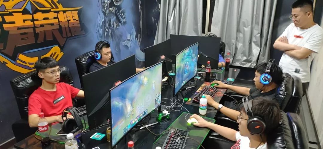 引导牌不仅 引导牌不仅