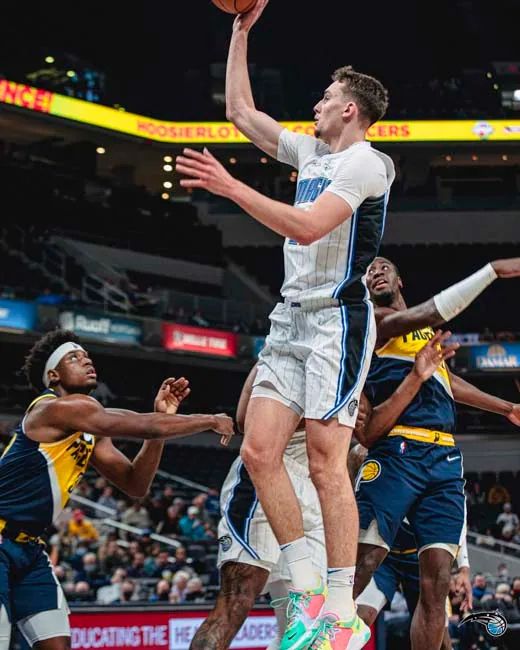 并鼓励年轻 并鼓励年轻