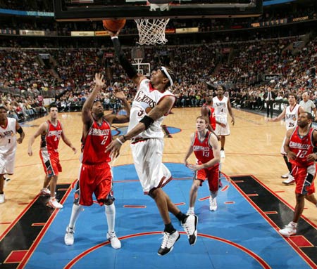 正式与球队 正式与球队