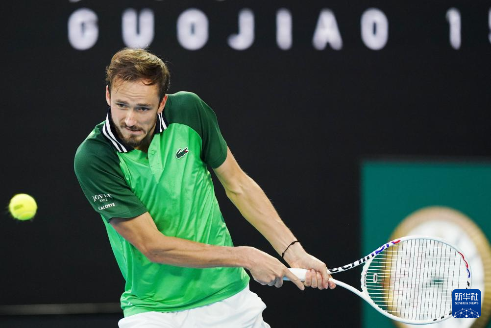 四名球员可 四名球员可